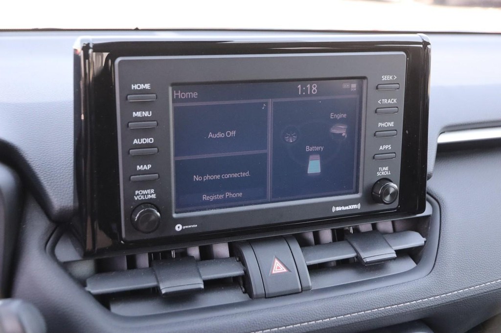 Toyota RAV4 Vehicle Full-screen Gallery Image 14