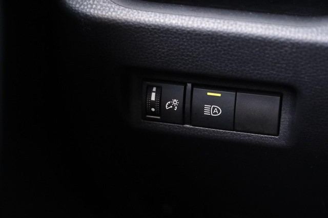 Toyota RAV4 Vehicle Image 18