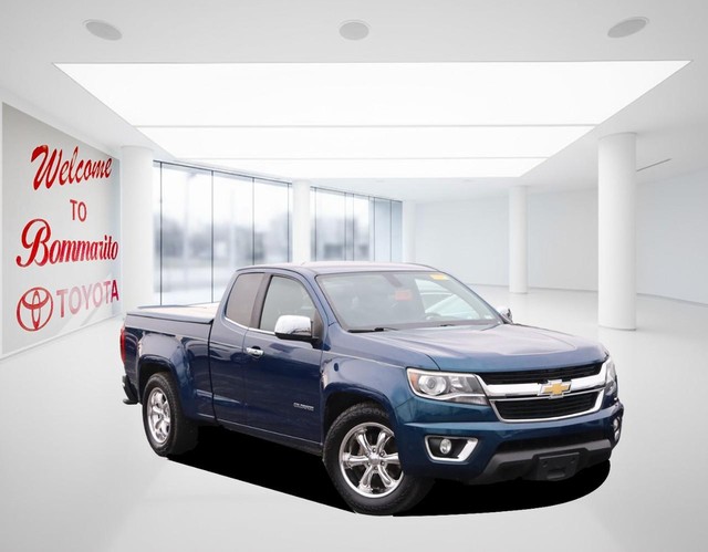 Chevrolet Colorado Vehicle Image 02
