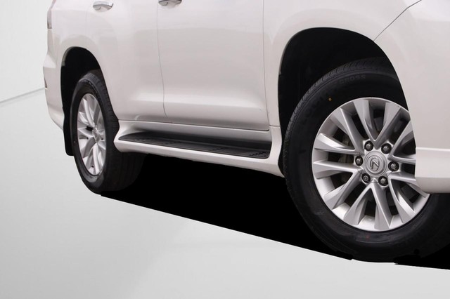 Lexus GX Vehicle Image 03