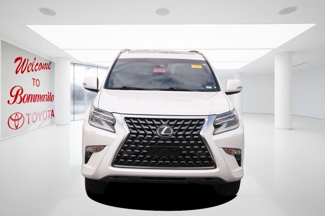 Lexus GX Vehicle Image 04