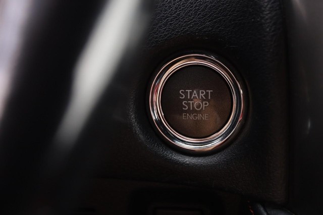 Lexus GX Vehicle Image 15