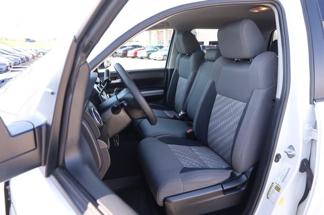 Toyota Tundra 4WD Vehicle Image 08