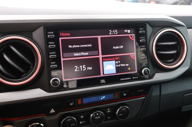 Toyota Tacoma 4WD Vehicle Image 17