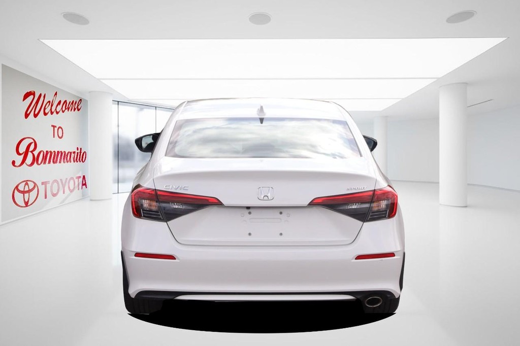 Honda Civic Sedan Vehicle Full-screen Gallery Image 6