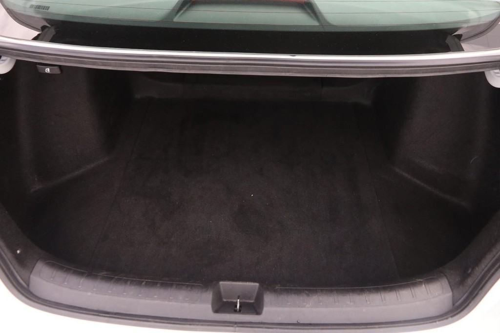 Honda Civic Sedan Vehicle Full-screen Gallery Image 7