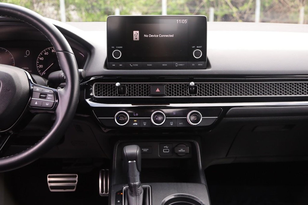 Honda Civic Sedan Vehicle Full-screen Gallery Image 23