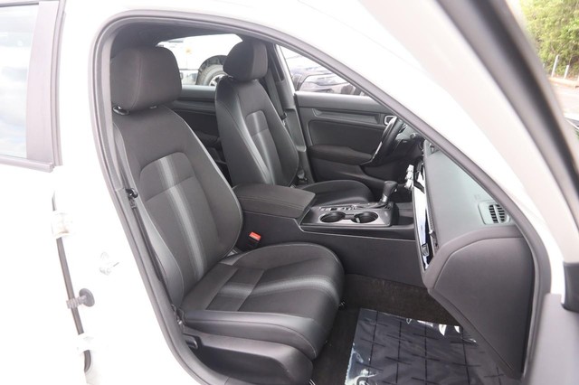 Honda Civic Sedan Vehicle Image 25