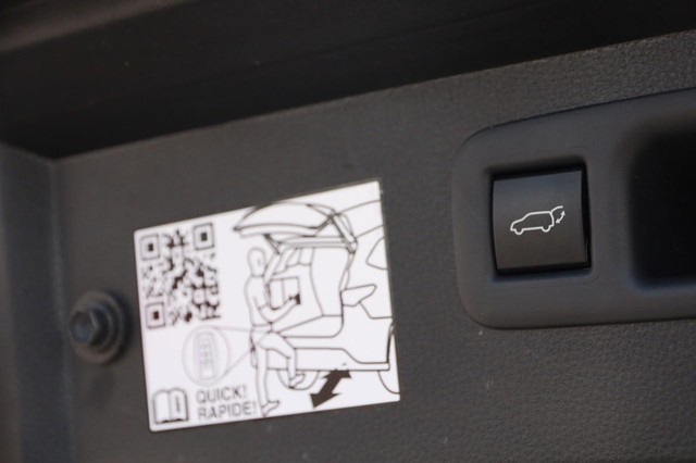 Toyota Highlander Vehicle Image 09