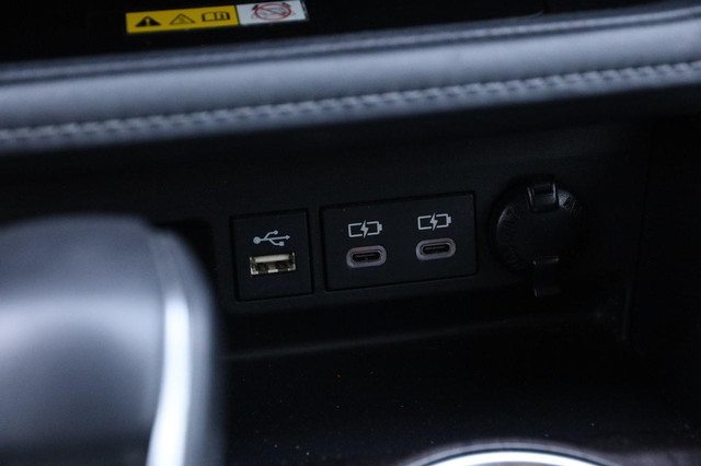 Toyota Highlander Vehicle Image 23
