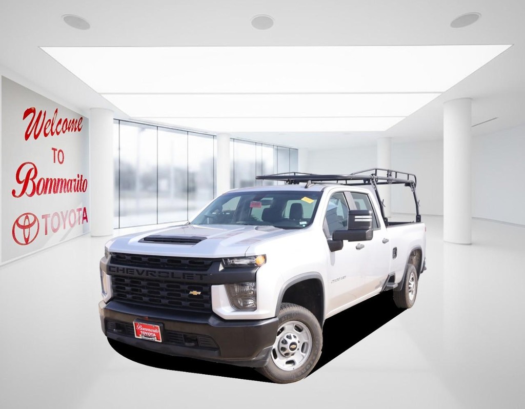 Chevrolet Silverado 2500HD Vehicle Full-screen Gallery Image 2