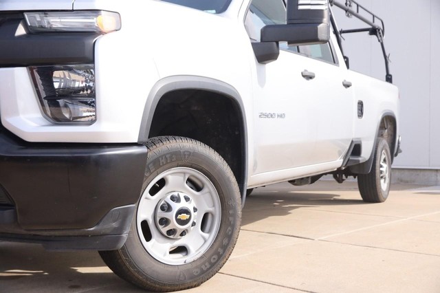 Chevrolet Silverado 2500HD Vehicle Image 03
