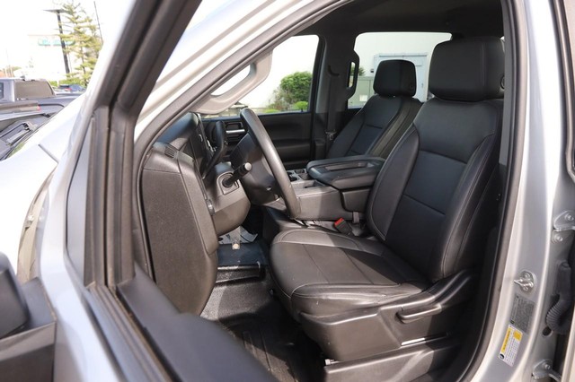 Chevrolet Silverado 2500HD Vehicle Image 07