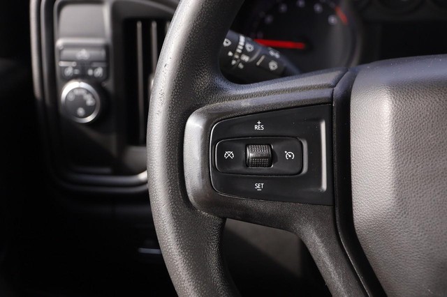 Chevrolet Silverado 2500HD Vehicle Image 10