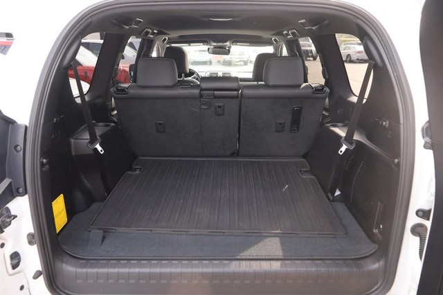 Lexus GX Vehicle Image 07