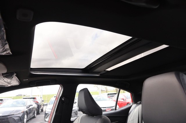 Toyota Camry Vehicle Image 08