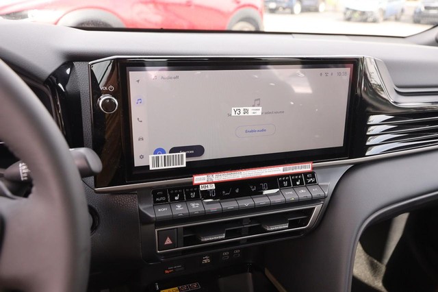 Toyota Camry Vehicle Image 16