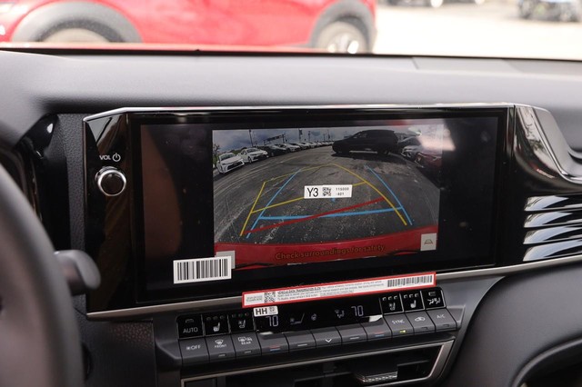 Toyota Camry Vehicle Image 17