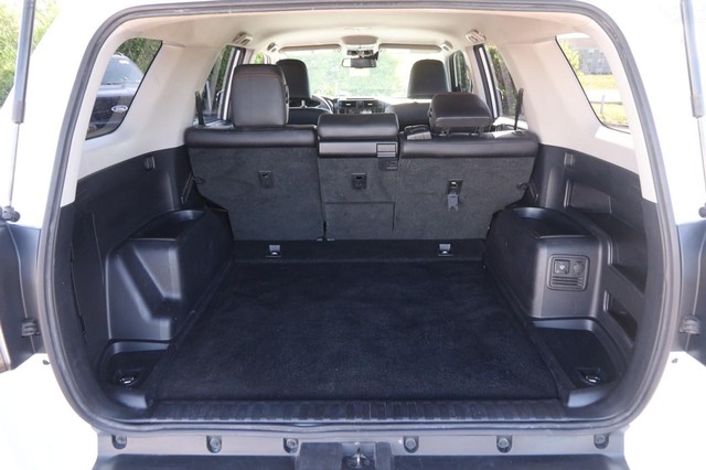 Toyota 4Runner Vehicle Image 07