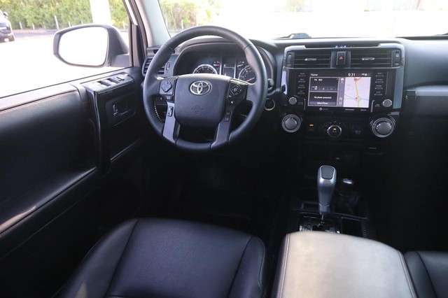 Toyota 4Runner Vehicle Image 22