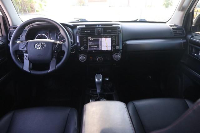 Toyota 4Runner Vehicle Image 26