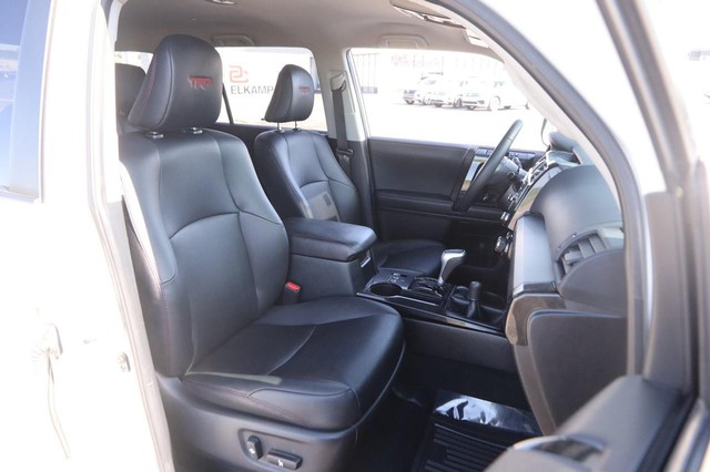 Toyota 4Runner Vehicle Image 27