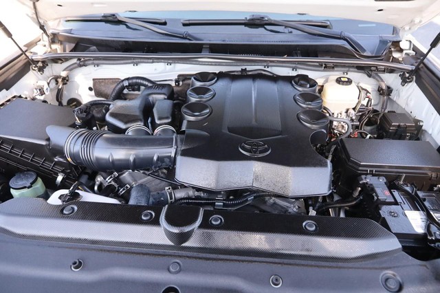 Toyota 4Runner Vehicle Image 28