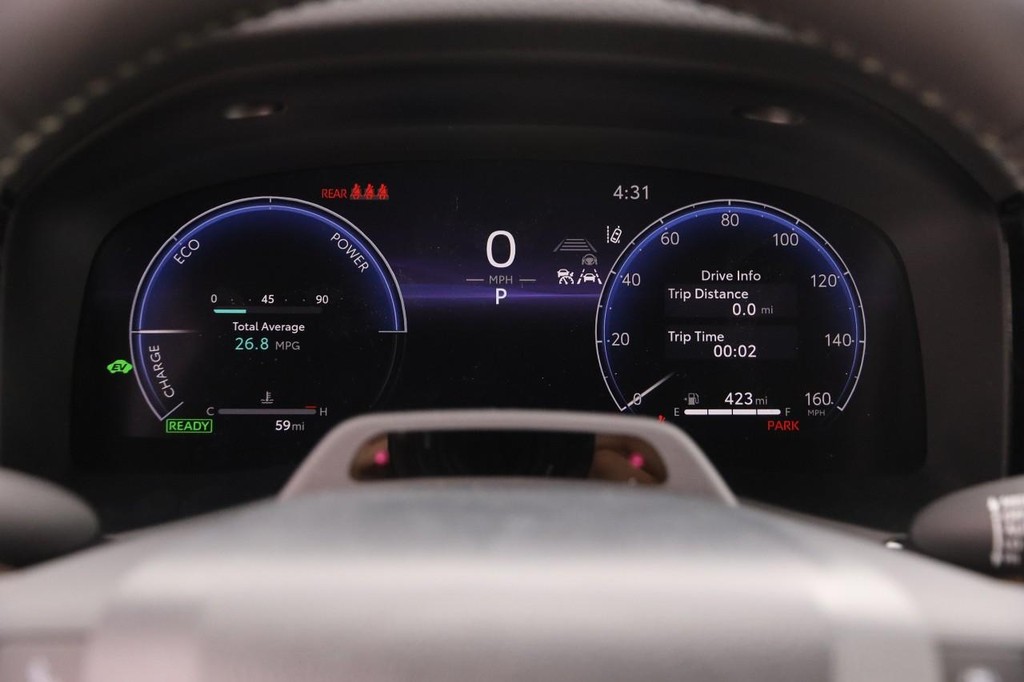 Toyota Camry Vehicle Full-screen Gallery Image 14