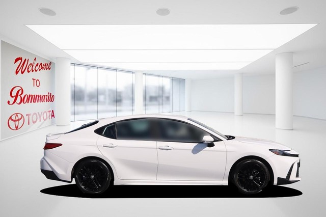 Toyota Camry Vehicle Image 05