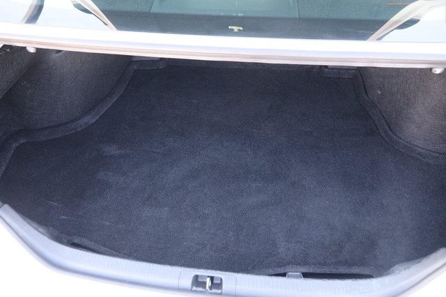 Toyota Camry Vehicle Image 07