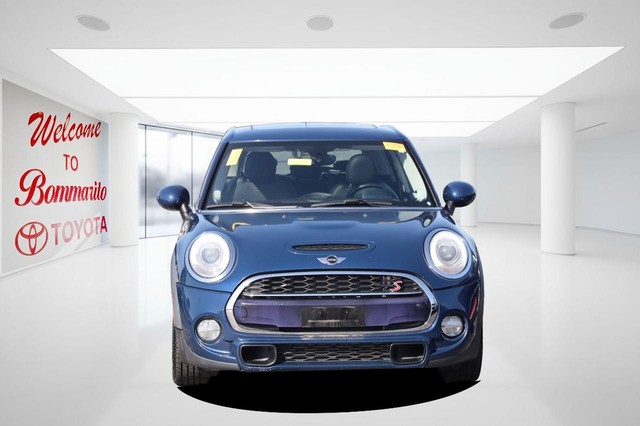 MINI Cooper Hardtop 4 Door Vehicle Image 04