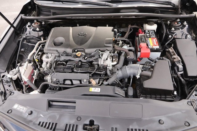 Toyota Camry Vehicle Image 25