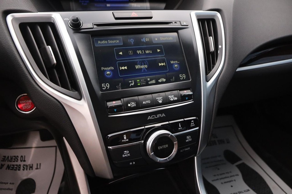 Acura TLX Vehicle Full-screen Gallery Image 20