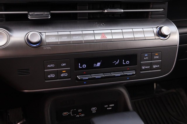Hyundai Kona Vehicle Image 18