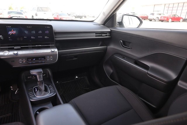 Hyundai Kona Vehicle Image 26