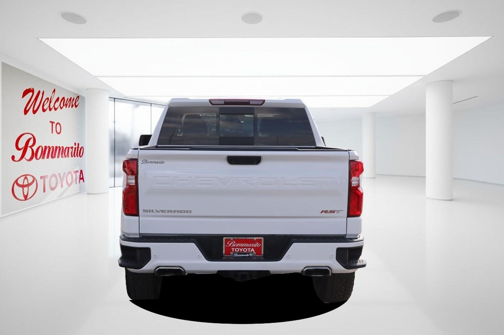 Chevrolet Silverado 1500 Vehicle Full-screen Gallery Image 06