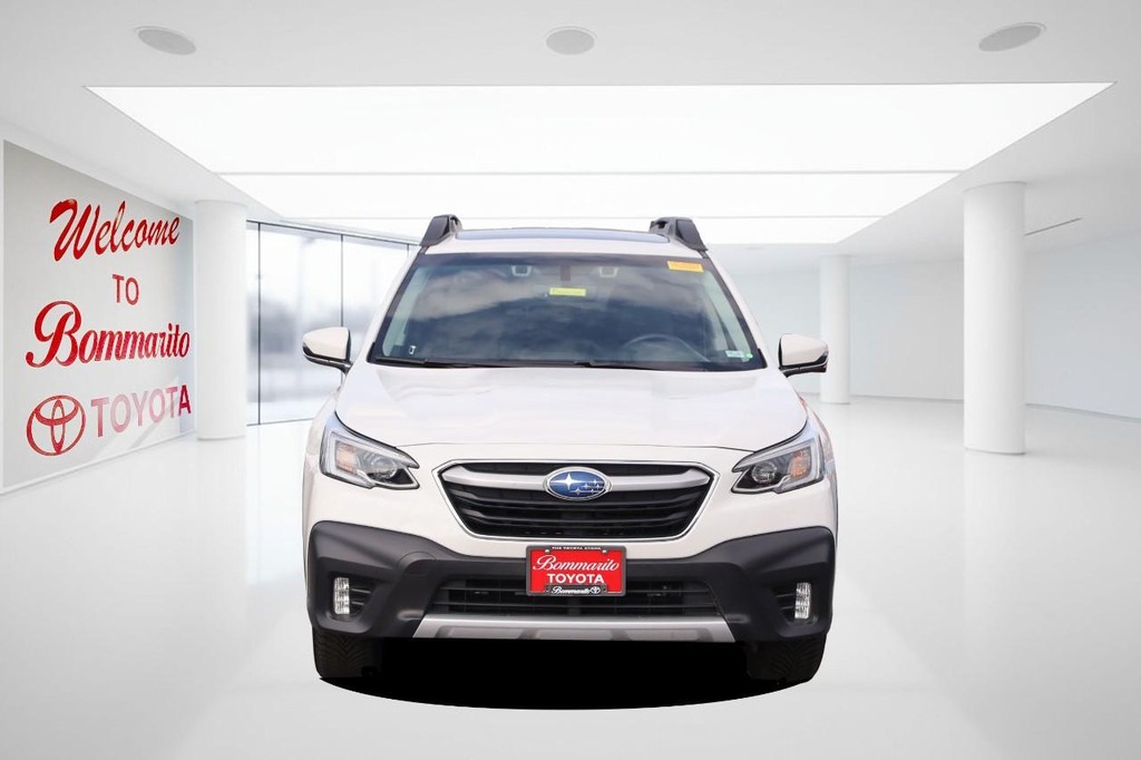 Subaru Outback Vehicle Full-screen Gallery Image 4