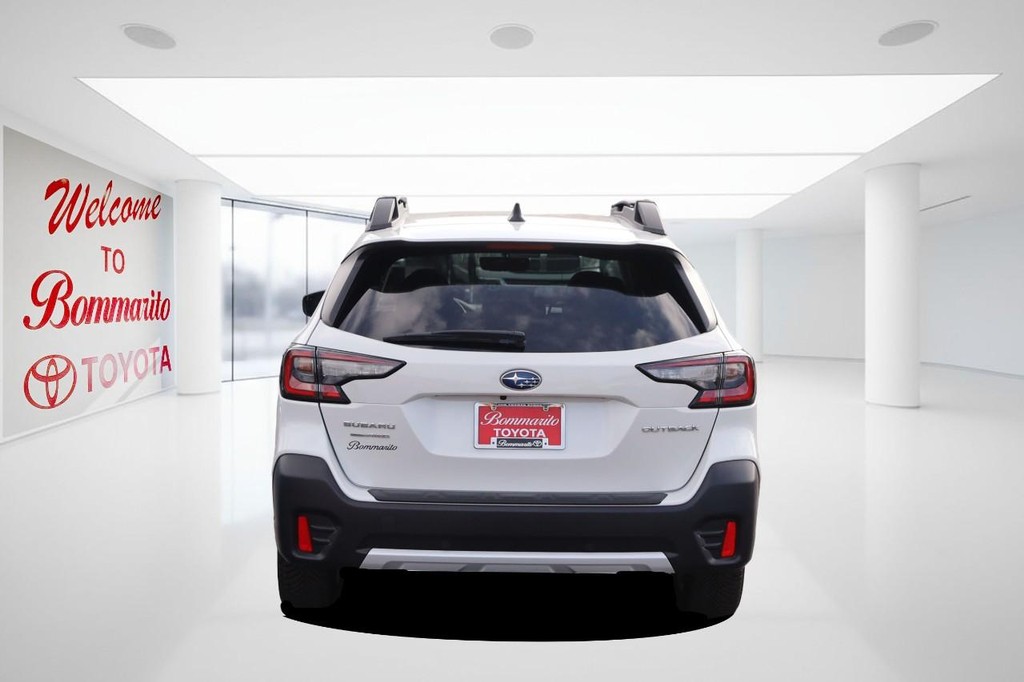 Subaru Outback Vehicle Full-screen Gallery Image 6