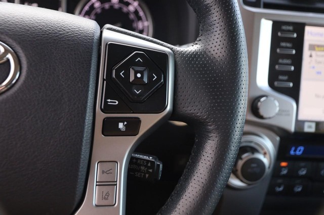 Toyota 4Runner Vehicle Image 13