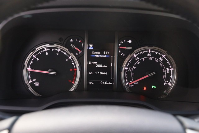 Toyota 4Runner Vehicle Image 14