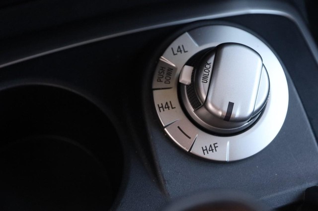 Toyota 4Runner Vehicle Image 20