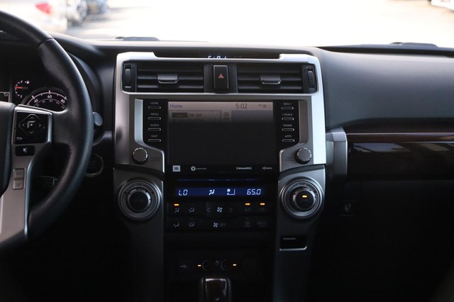 Toyota 4Runner Vehicle Image 26