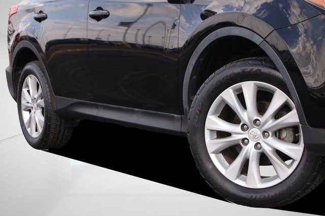 Toyota RAV4 Vehicle Image 03