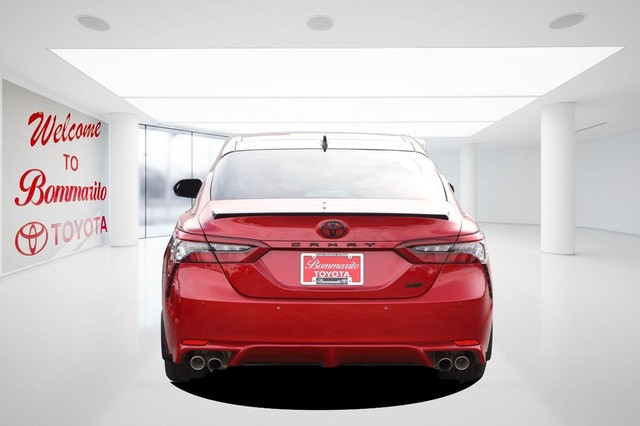 Toyota Camry Vehicle Image 06