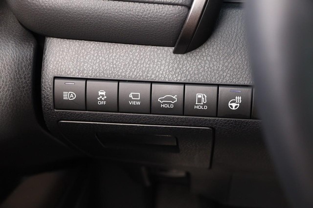 Toyota Camry Vehicle Image 21