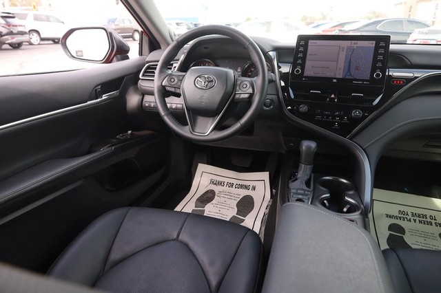 Toyota Camry Vehicle Image 23