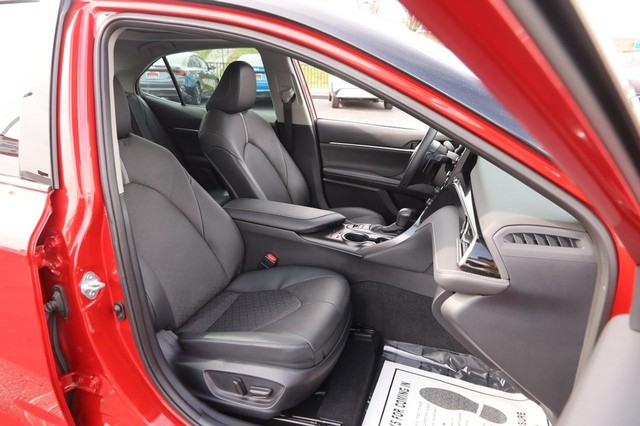Toyota Camry Vehicle Image 27