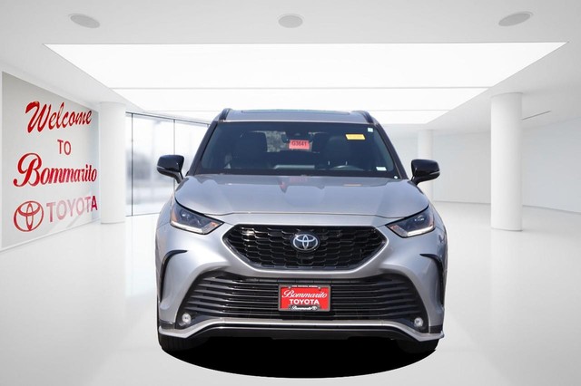 Toyota Highlander Vehicle Image 04