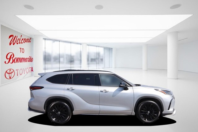 Toyota Highlander Vehicle Image 05