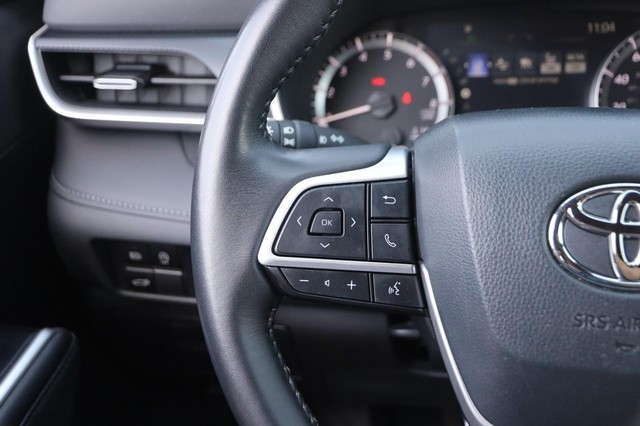 Toyota Highlander Vehicle Image 14